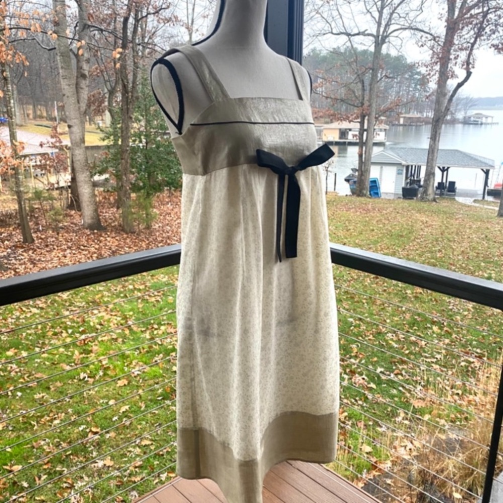MAJE. Size 2. Ivory& Gold Sleeveless Dress with Bow. Squared neckline, STUNNING